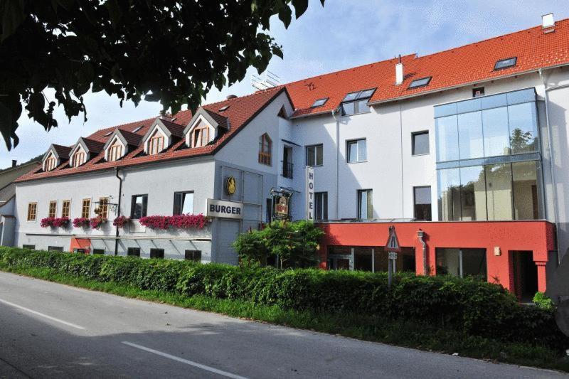 Gasthof Hotel Zur Goldenen Krone Furth bei Gottweig Exterior photo